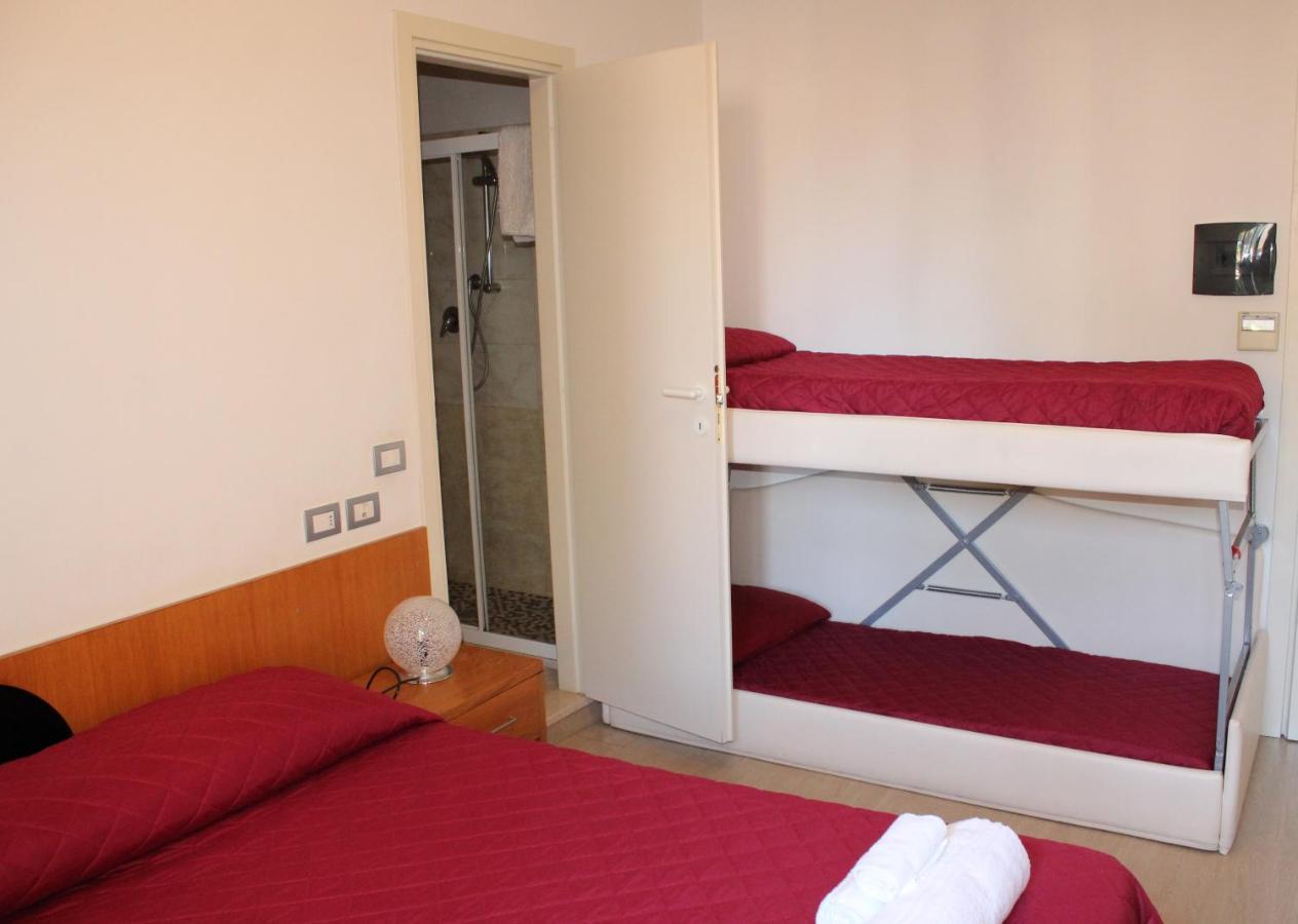 Hotel Morolli Rimini Ngoại thất bức ảnh