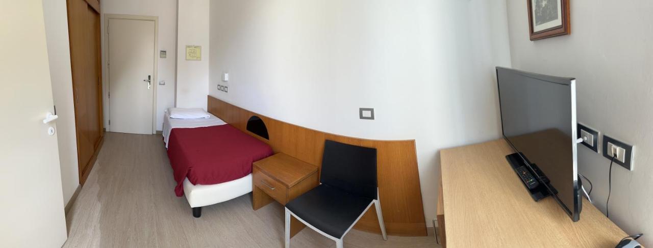 Hotel Morolli Rimini Ngoại thất bức ảnh