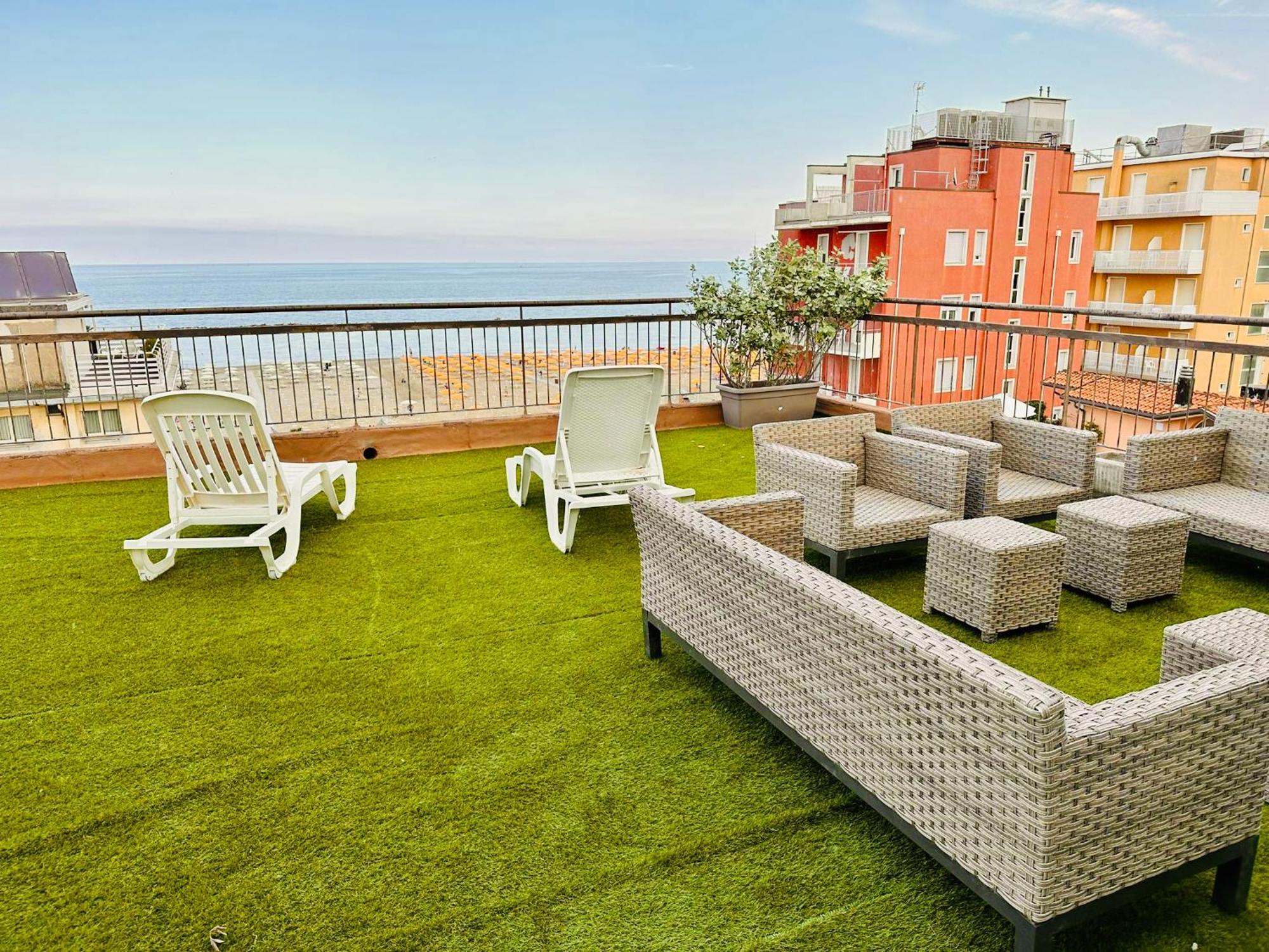 Hotel Morolli Rimini Ngoại thất bức ảnh