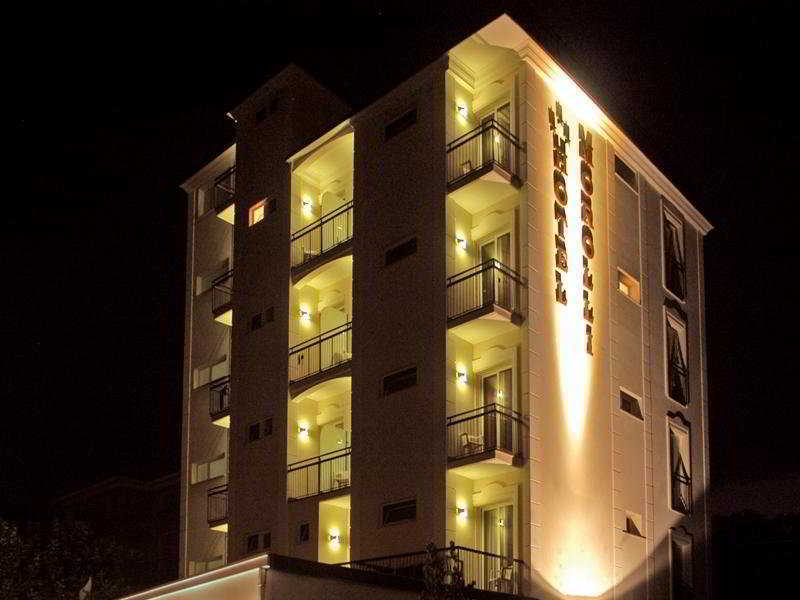 Hotel Morolli Rimini Ngoại thất bức ảnh