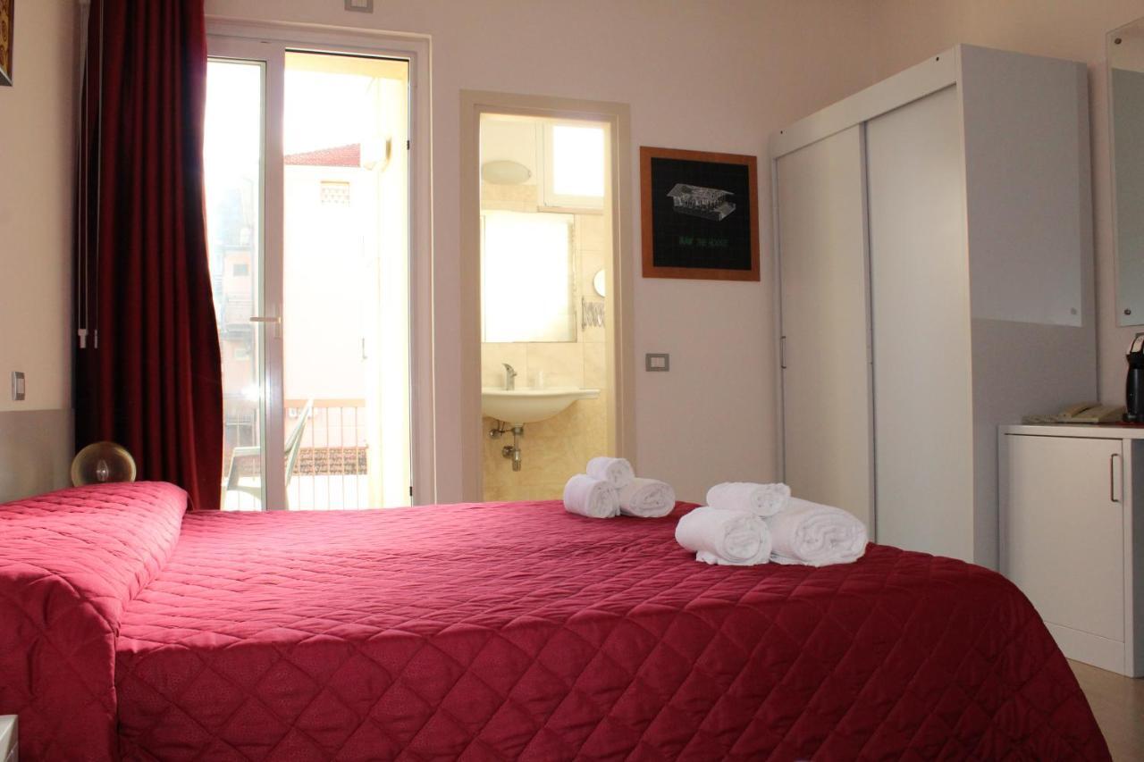 Hotel Morolli Rimini Ngoại thất bức ảnh