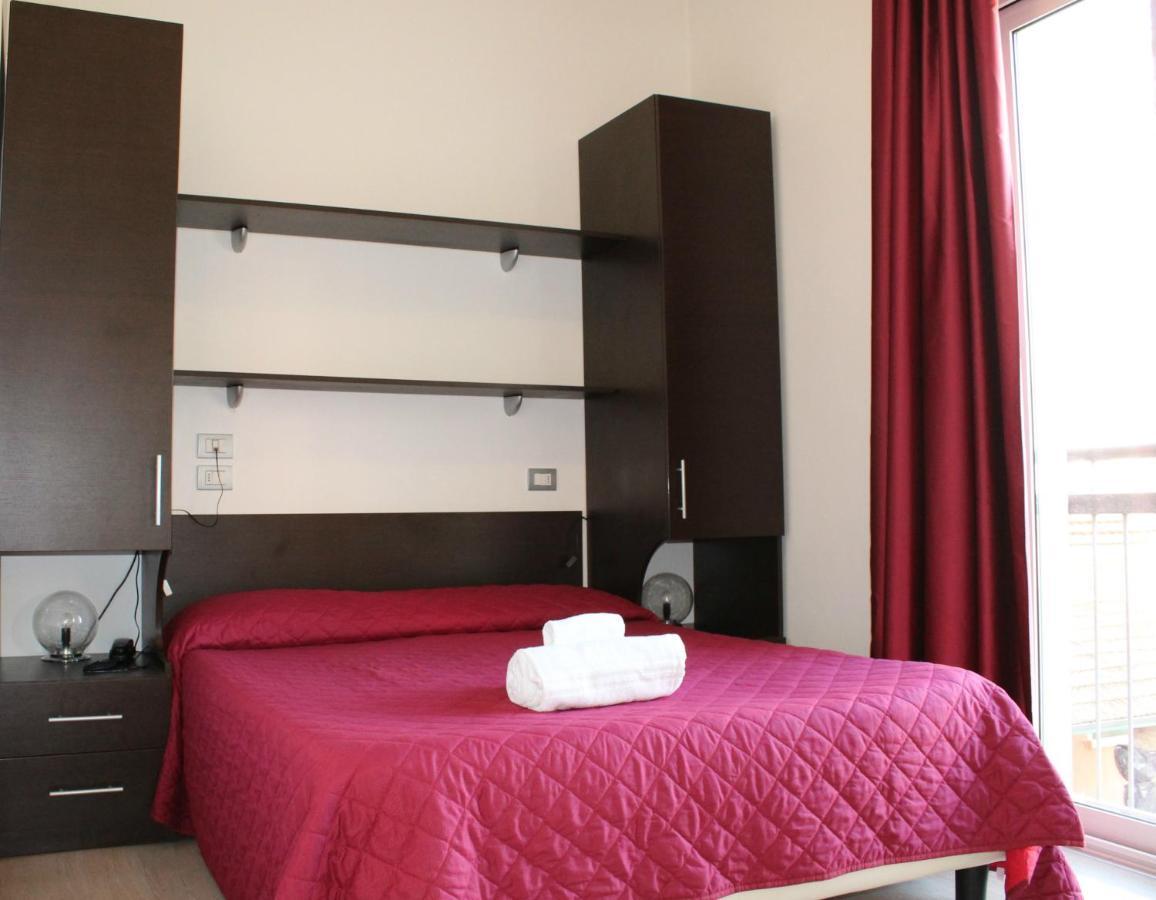 Hotel Morolli Rimini Ngoại thất bức ảnh