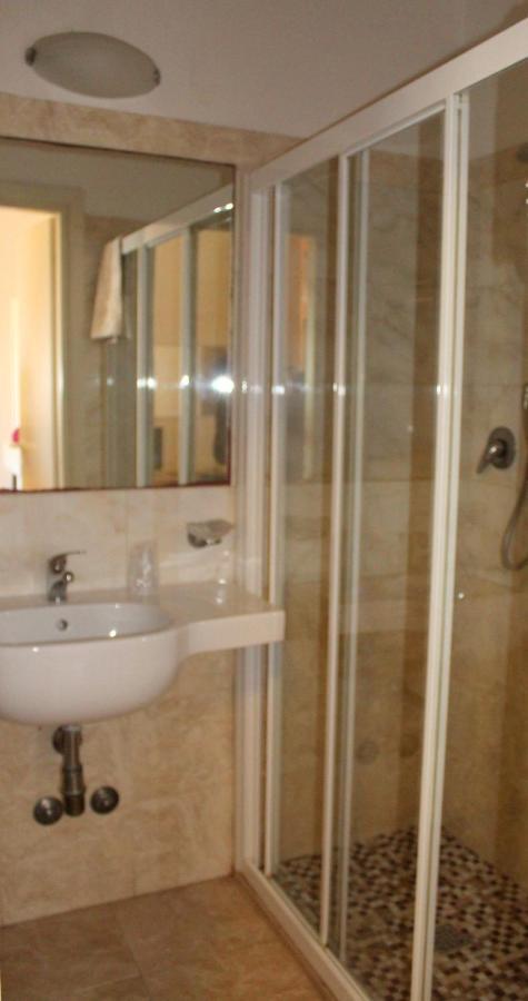 Hotel Morolli Rimini Ngoại thất bức ảnh